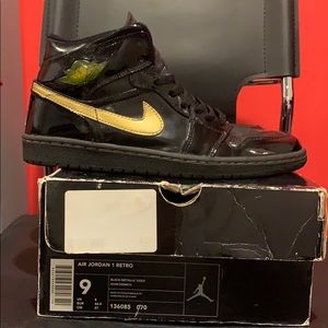 USED Air Jordan 1 retro mid black/gold  (2003)